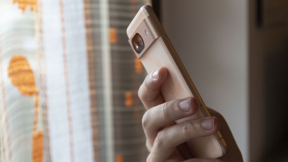 Incredibile: Pixel 8 sopravvive a quattro giorni di idromassaggio