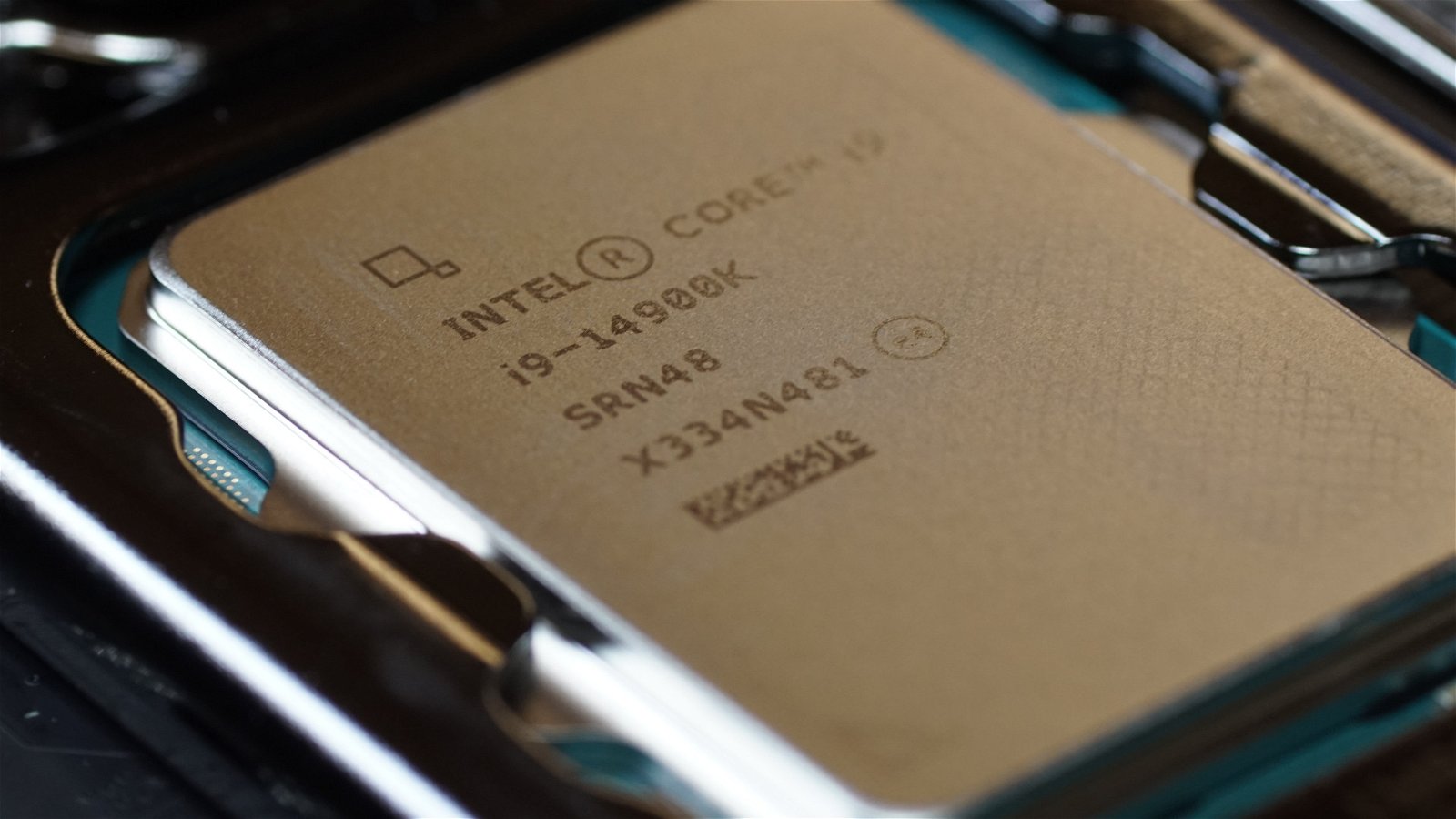 Immagine di Intel Core i9-14900K, con il delid è più freddo di 13°C
