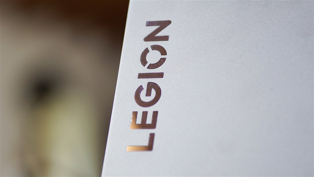 Immagine di Lenovo Legion Pro 7i con Intel 13900HX ed RTX 4090, uno dei migliori portatili gaming | Test & Recensione