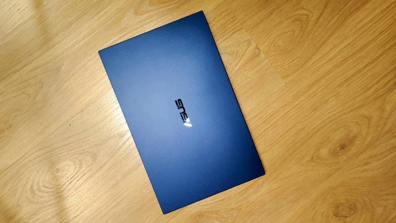 Immagine di ASUS ExpertBook B9: il notebook d’eccellenza per per aziende e professionisti
