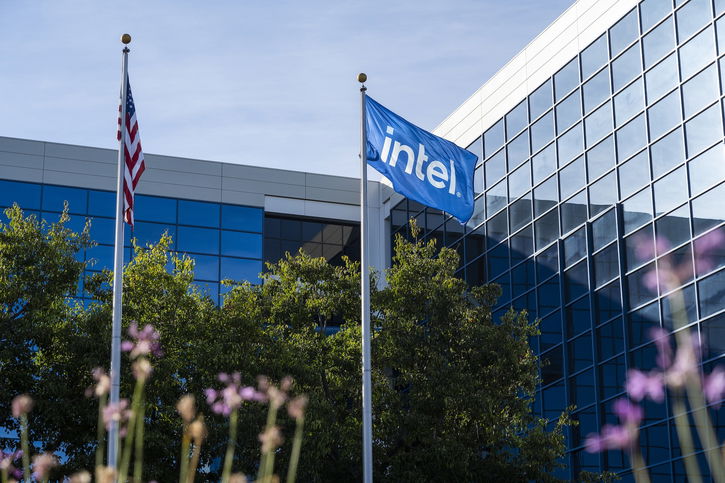 Immagine di Intel è salva: annullata la multa da oltre 1 miliardo di euro