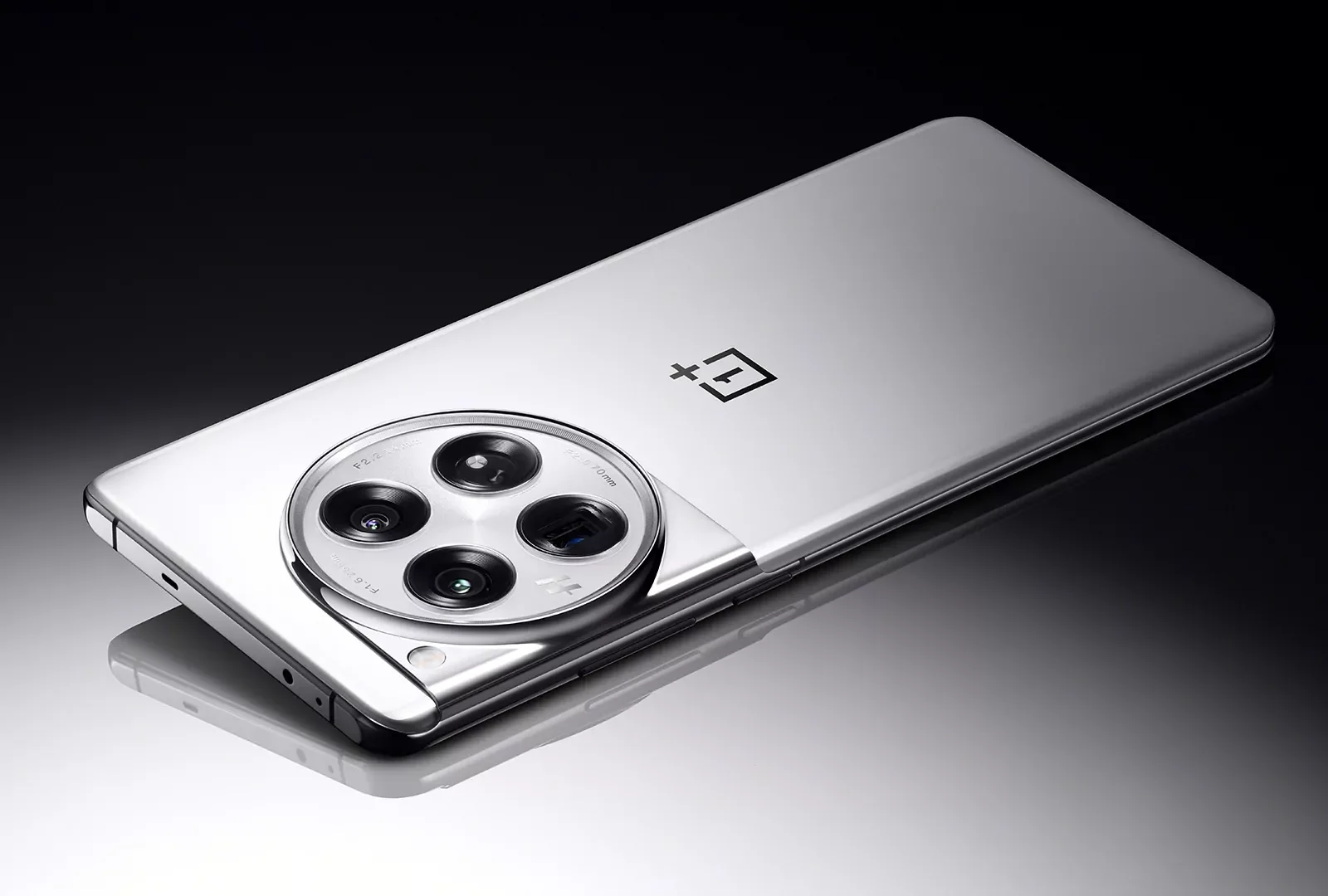 Immagine di OnePlus: il nostro smartphone è già bello così, la versione Pro non ci serve