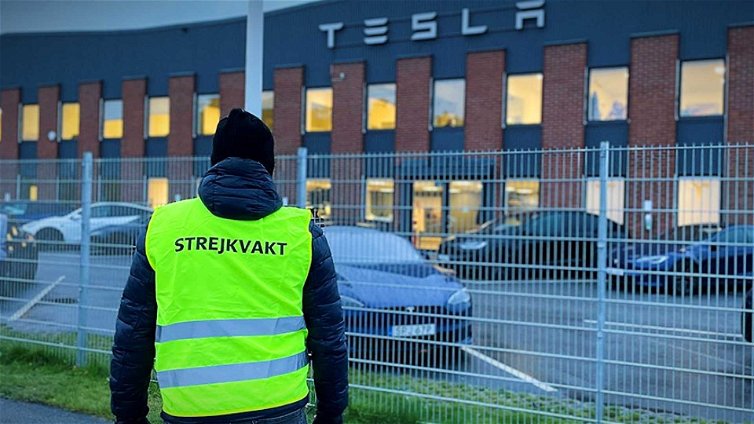 Immagine di Tesla sta avendo problemi seri, bloccata dagli  scioperi in Svezia