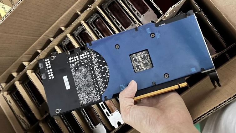 Immagine di RTX 3080 20GB ed RX 580 16GB non esistono? Invece sì, le fanno in Cina