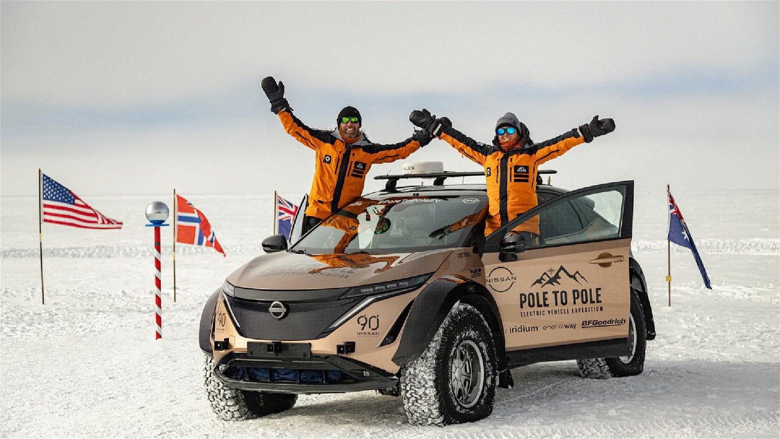 Immagine di Dal Polo Nord al Polo Sud in auto elettrica, avventura da 27mila chilometri