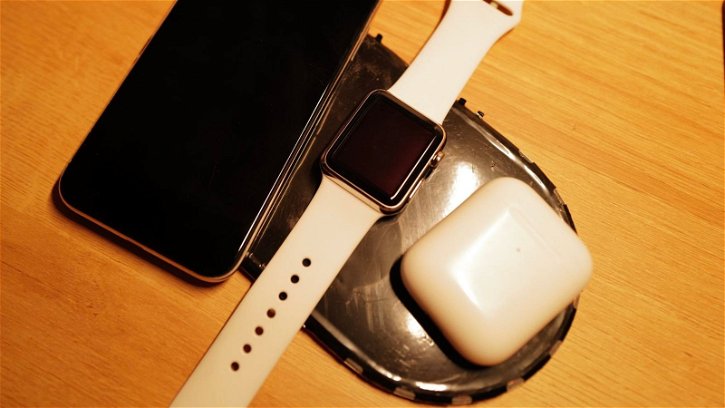 Immagine di Prototipo di AirPower, per la prima volta ricaricato un Apple Watch