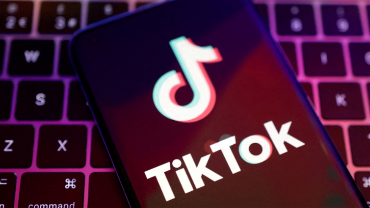 Immagine di Gli USA proprio non sopportano TikTok, sono pronti a proibirlo per legge