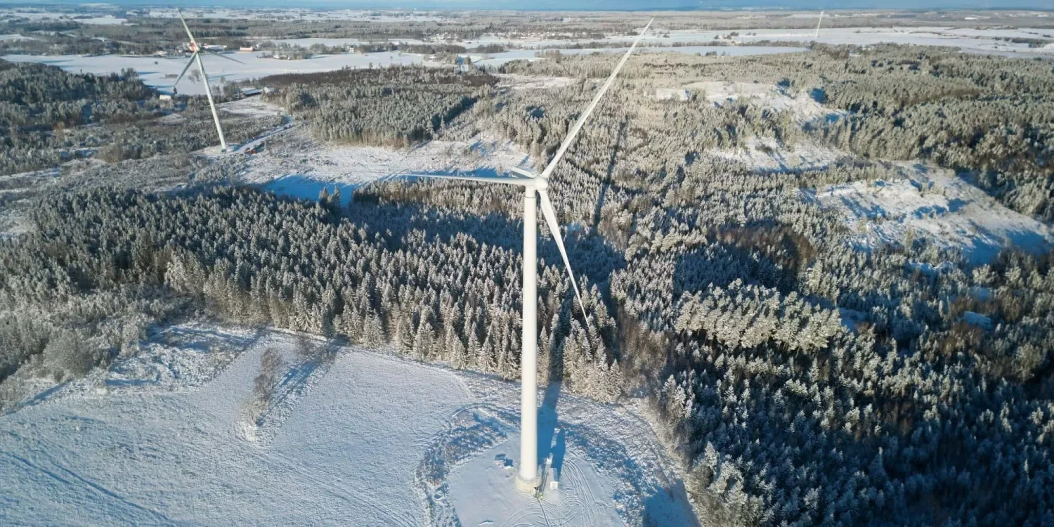 Immagine di La pala eolica di legno più alta al mondo genera energia per oltre 400 case