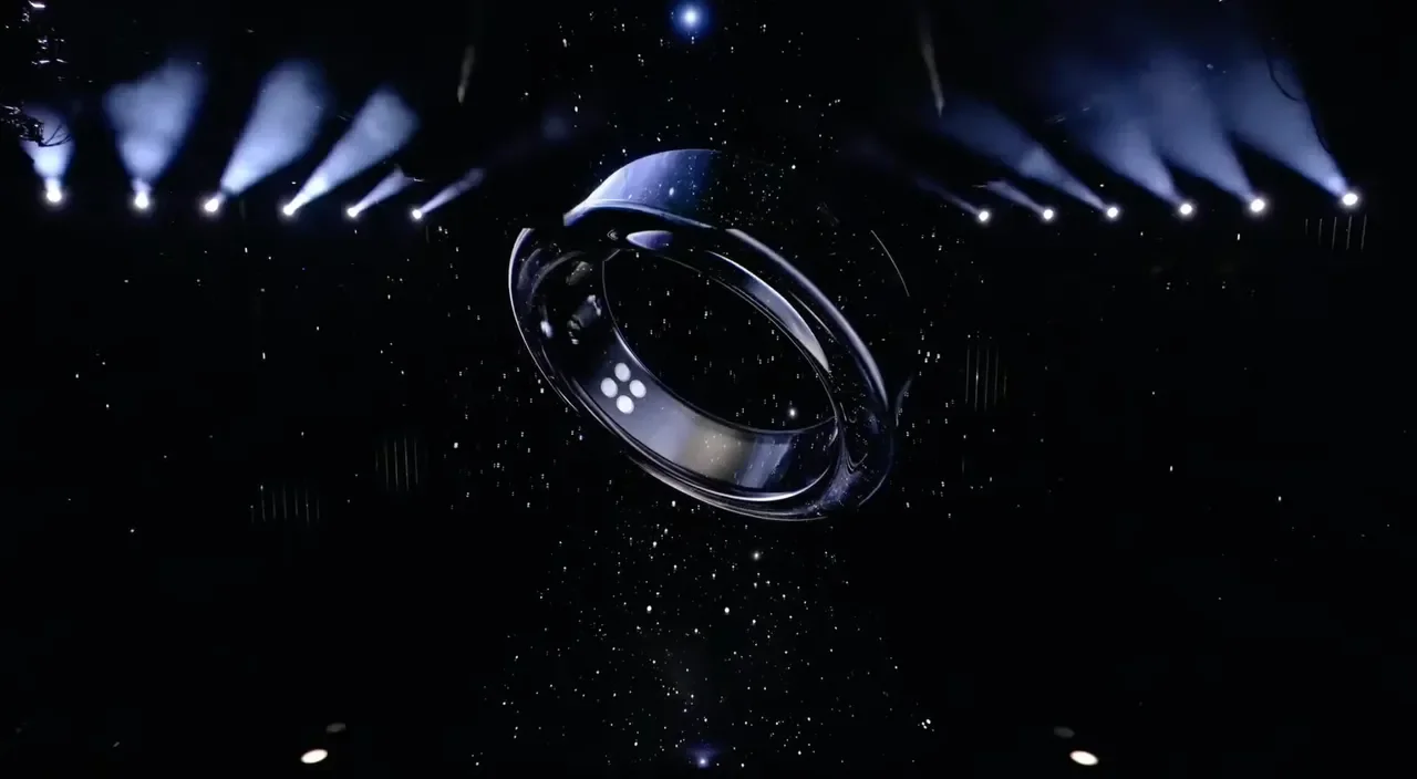 Immagine di Galaxy Ring mostrato a sorpresa durante l'evento degli S24