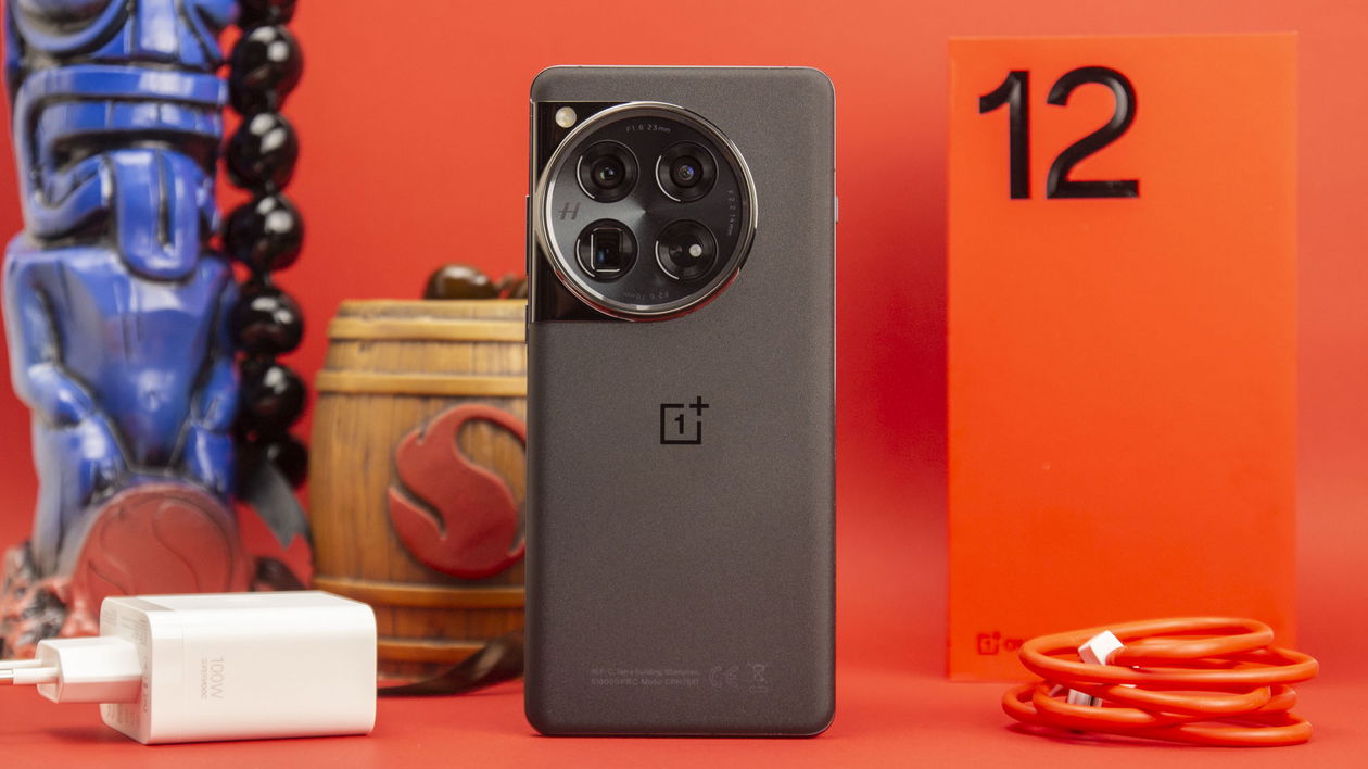 Immagine di OnePlus 12: a meno di 1000€, è il top da acquistare nel 2024? | Recensione