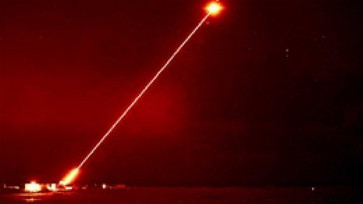 Immagine di Il Giappone userà un laser gigante per sparare alla spazzatura spaziale