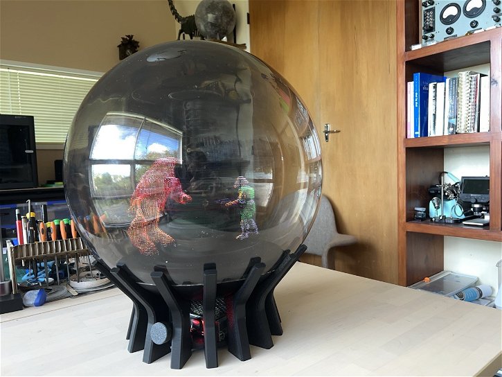 Immagine di Questa sfera è uno schermo 3D, funziona con un Raspberry Pi