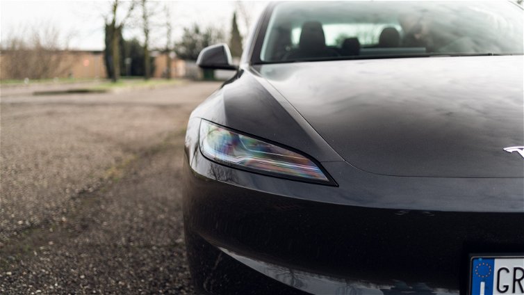 Immagine di Tesla Model 3 Performance avrà (forse) un kit estetico più sportivo