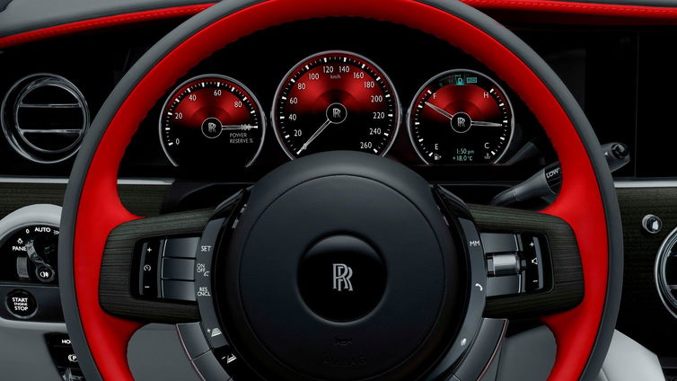 Immagine di Rolls-Royce festeggia 120 anni creando la Ghost più tamarra di sempre