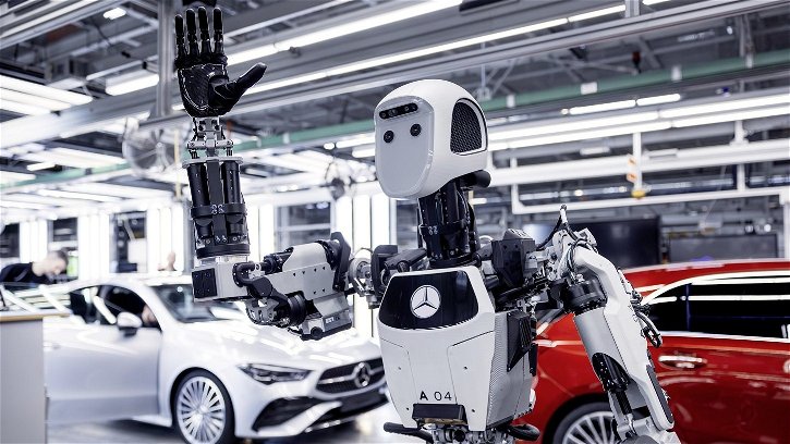 Immagine di Mercedes "assume" operai androidi per i lavori pesanti e poco qualificati