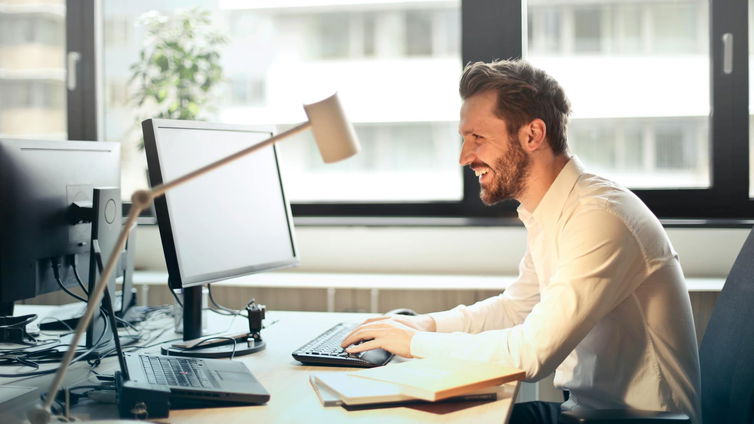 Immagine di Usare gli LLM in azienda in 6 passi fondamentali