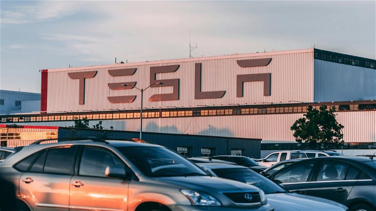 Immagine di Tesla ha licenziato tutto il team pubblicitario