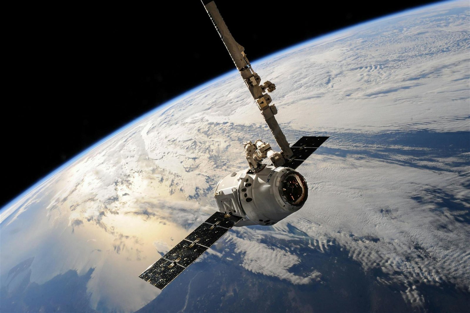 Immagine di SpaceX segna un traguardo: completata la prima videochiamata con Starlink