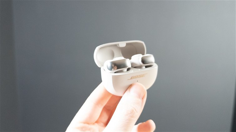 Immagine di Bose Ultra Open, gli auricolari Bose dal design speciale e super comodo | Test & Recensione