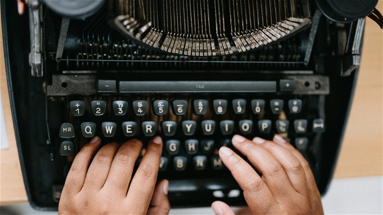 Immagine di Questa macchina da scrivere usa un toast al posto della carta