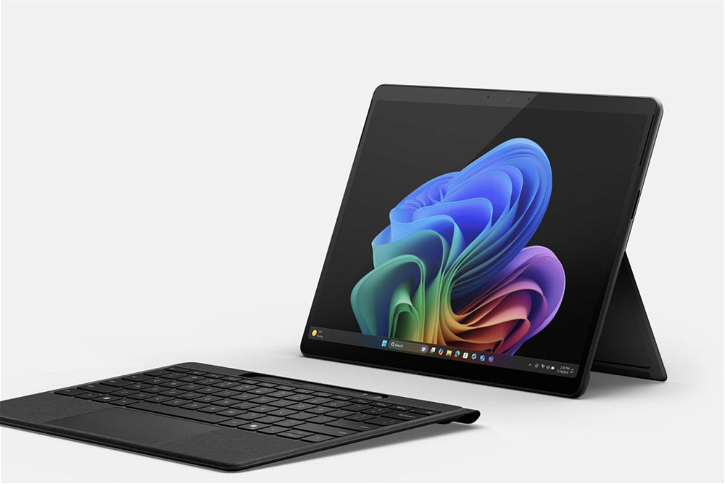 Immagine di I nuovi Surface con Snapdragon X sfidano Apple, ecco caratteristiche e prezzi