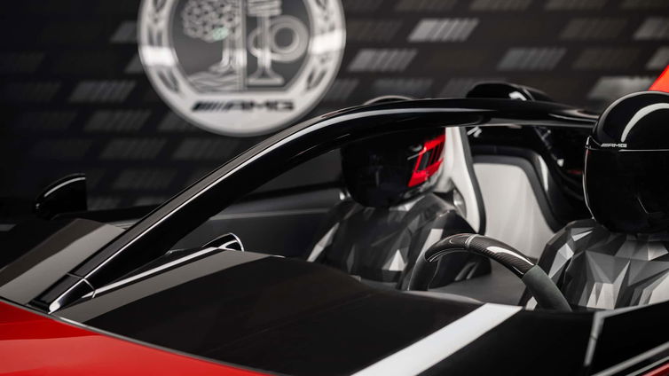 Immagine di Il nuovo V8 AMG sfida il downsizing