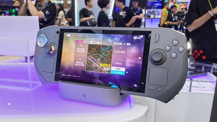 Immagine di Zotac abbandona Windows per la prossima handheld, userà Linux (ma non SteamOS)