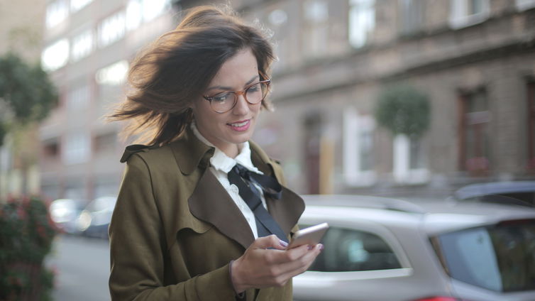 Immagine di WhatsApp non funzionerà più sui vecchi iPhone, scopri quando e i modelli abbandonati