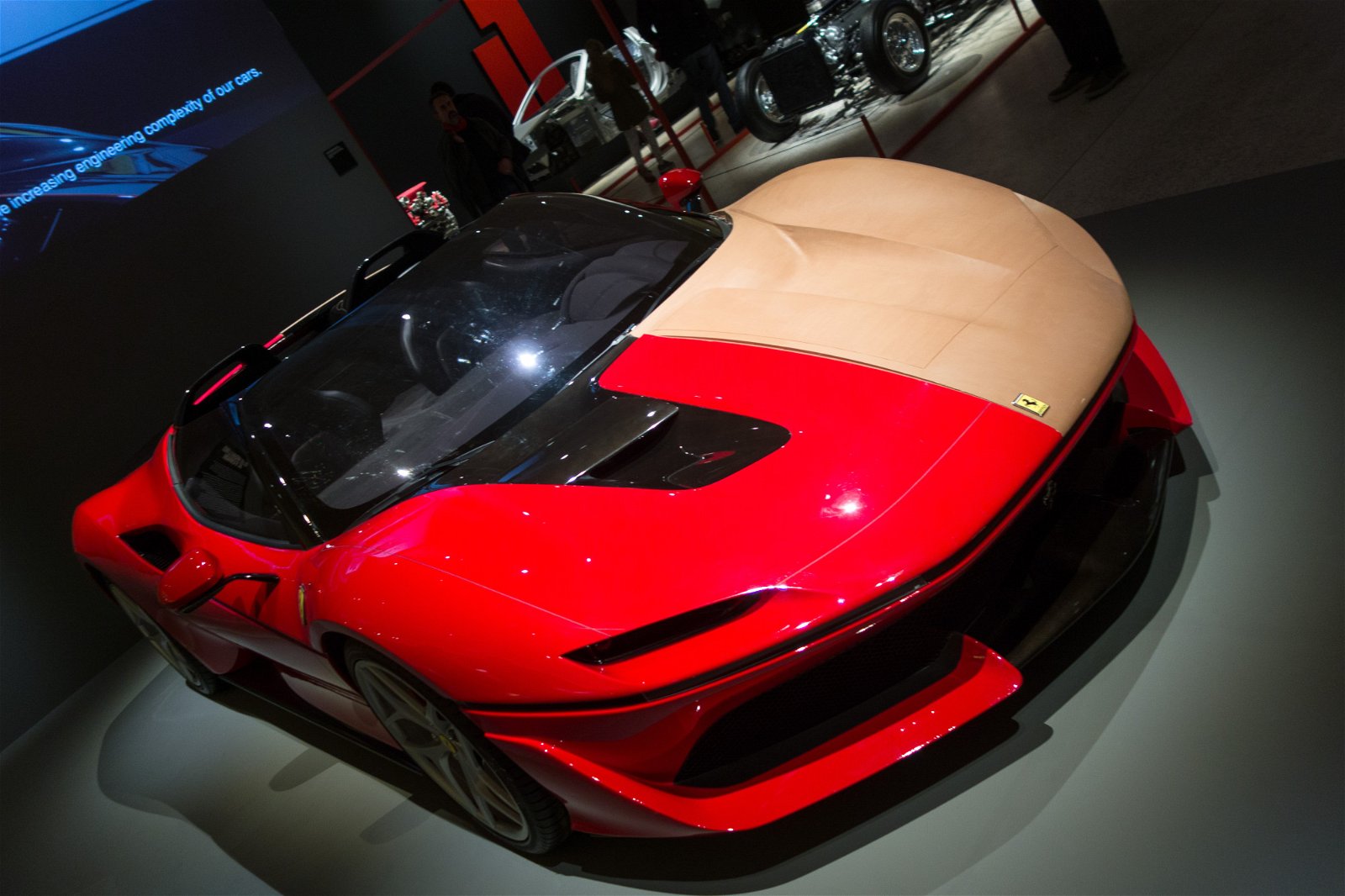 Immagine di Una rarissima Ferrari J50 da 3 milioni di euro in vendita, la conoscevate?