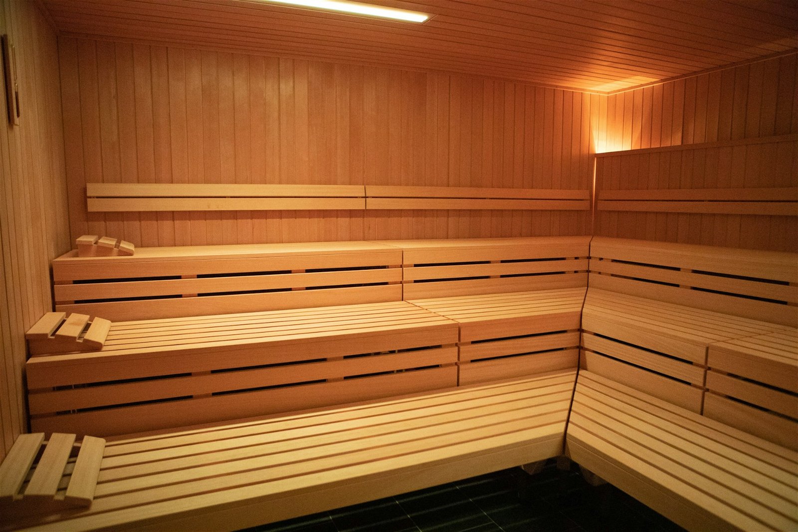 Immagine di Lavorare nudi in sauna: la richiesta choc di uno studio di sviluppo porta a scuse pubbliche