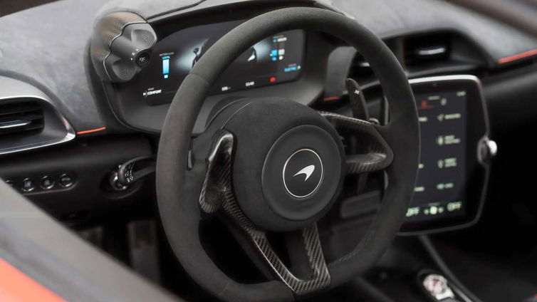 Immagine di McLaren e BMW potrebbero unire le forze per un nuovo e potente ibrido plug-in