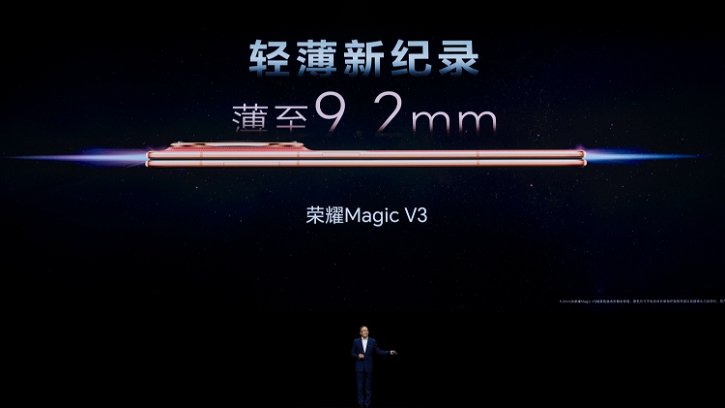 Immagine di Honor Magic V3 è ancora più sottile, fa impallidire Samsung Galaxy Z Fold6