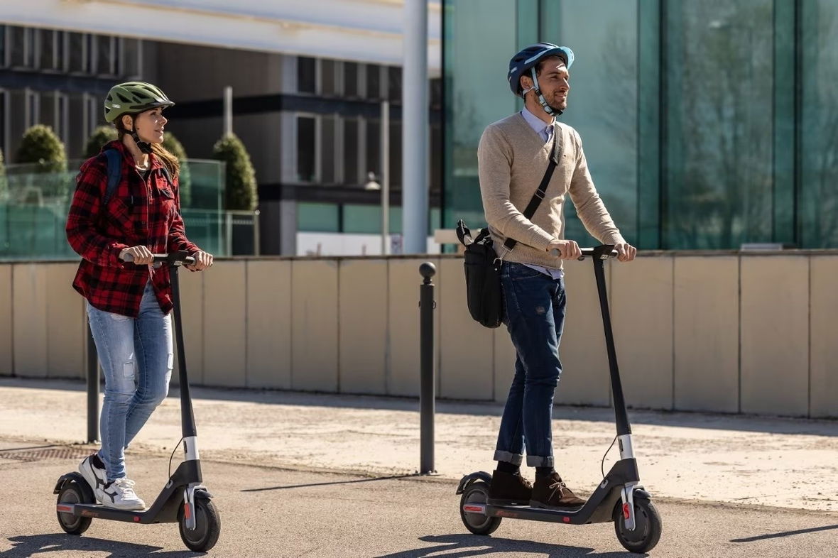 Migliori caschi per monopattini e bici elettriche (maggio 2025)