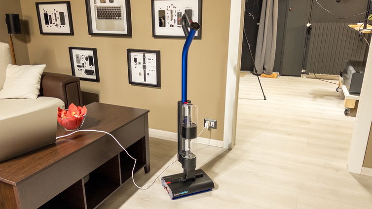 Immagine di WashG1, anche Dyson ora ha un lavapavimenti | Test & Recensione