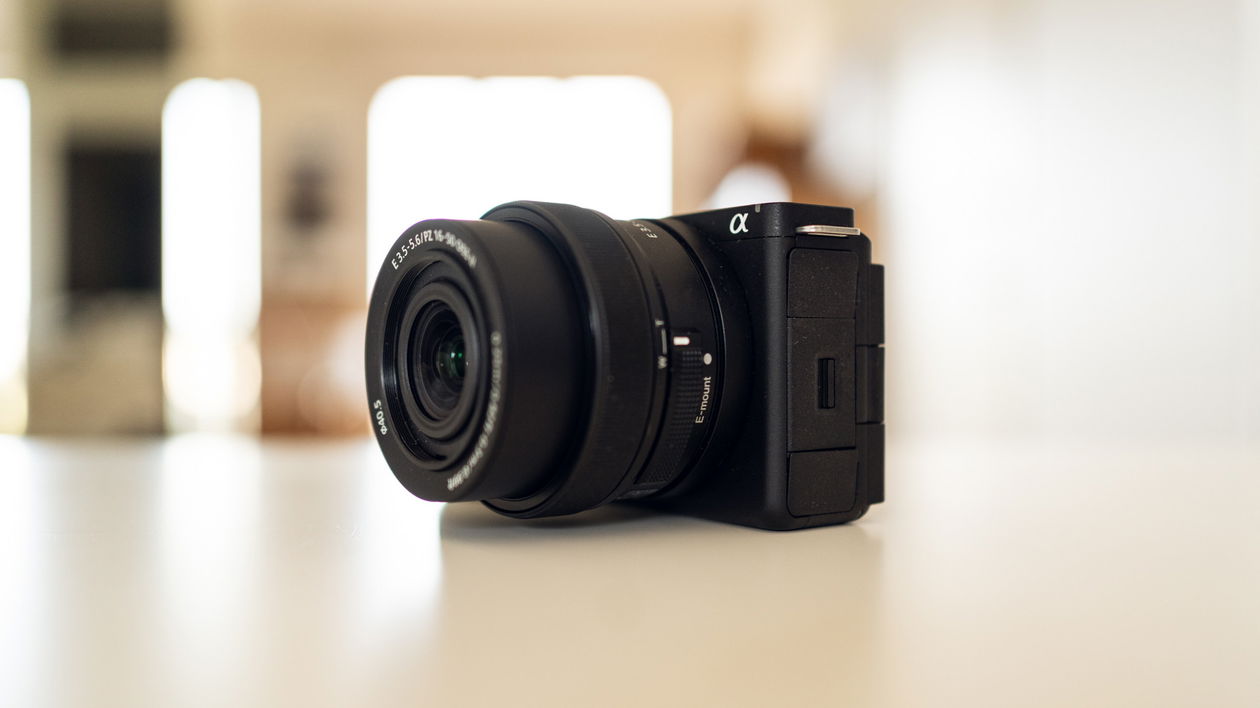 Immagine di Sony ZV-E10 II, la mirrorless compatta per i vlogger  | Test & Recensione