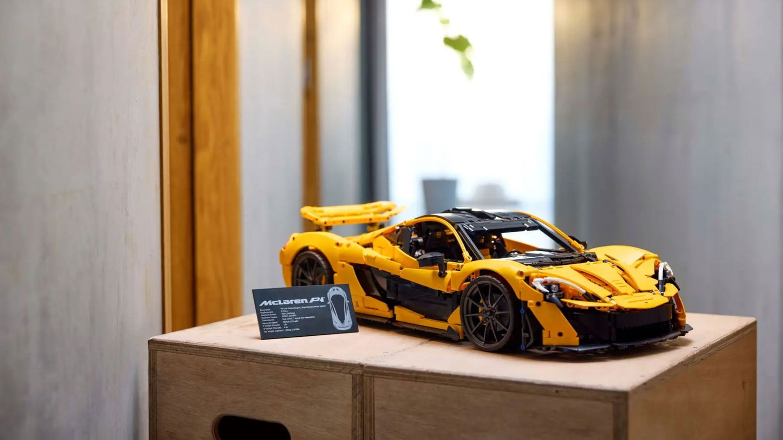 Immagine di McLaren P1: finalmente disponibile l'attesissimo set Lego Technic!