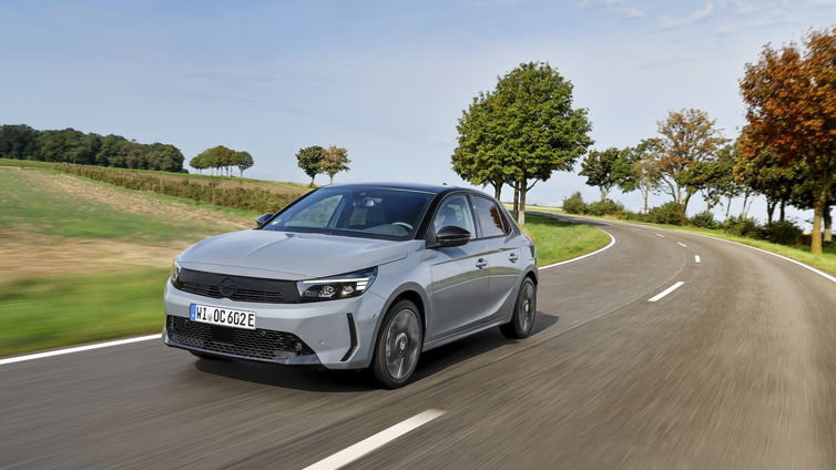 Immagine di Emissioni irregolari, i motori Pure-tech di Opel ora sotto accusa