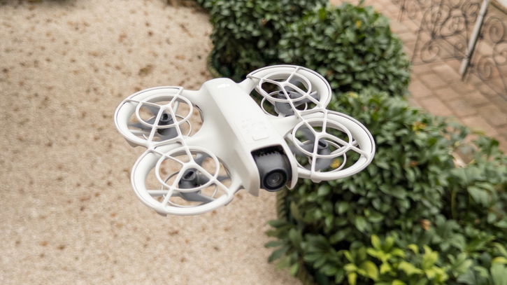 Immagine di DJI Neo vs HoverAir X1, qual è il mini selfie-drone migliore?