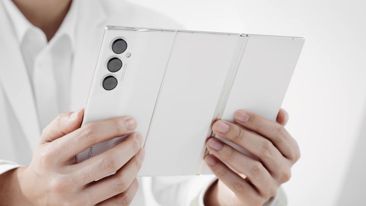 Immagine di Questa notizia potrebbe farti non comprare il Galaxy Z Fold7