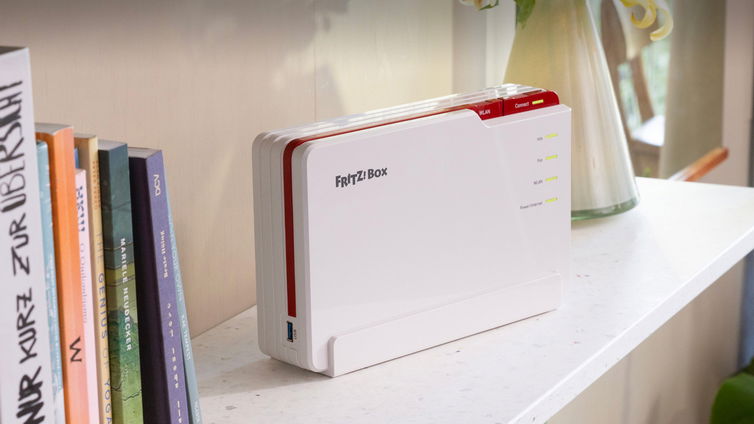 Immagine di FRITZ!Box 5690 Pro arriva in Italia, con Wi-Fi 7 e hub Zigbee integrato