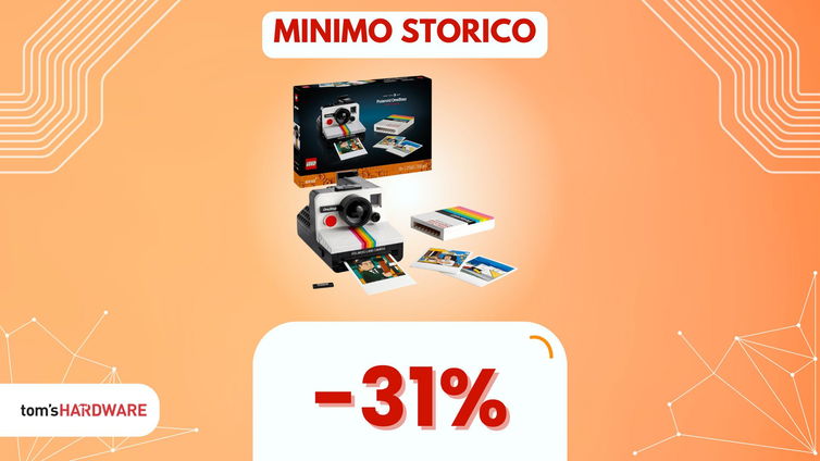 Immagine di Dal rullino ai mattoncini: la Polaroid OneStep LEGO è al MINIMO STORICO!