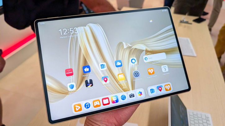 Immagine di Huawei MatePad Pro 12,2" ha due pannelli OLED ed è pensato per gli artisti