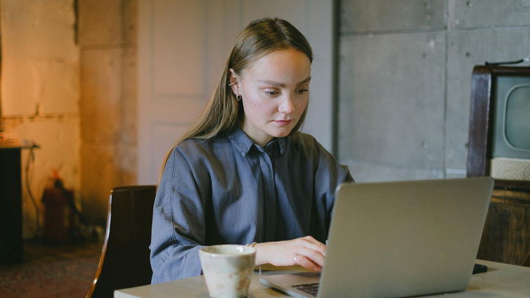 Immagine di Lavoro ibrido: per datori e dipendenti italiani bastano tre giorni in ufficio per essere felici