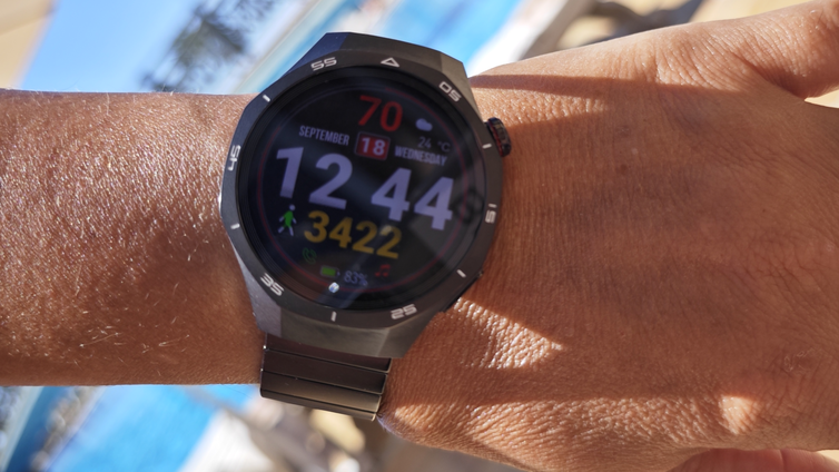 Immagine di HUAWEI WATCH GT 5 Pro: smartwatch per tutti i giorni che dura tanti giorni