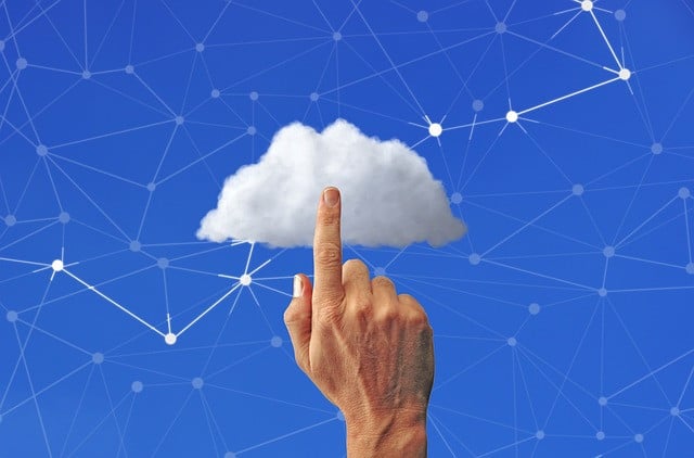 nuvola rete dito cloud computing - Image