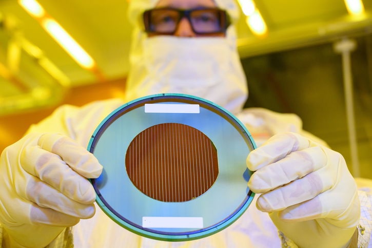 Immagine di Come funziona una fabbrica di semiconduttori?