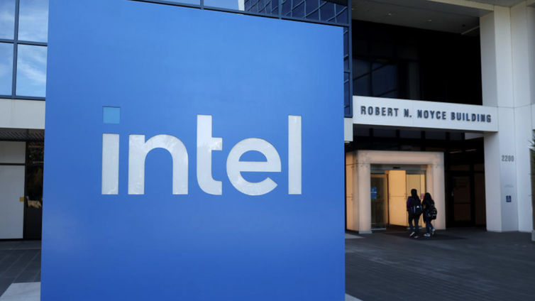 Immagine di Intel incassa 536 milioni dall'UE per una multa revocata