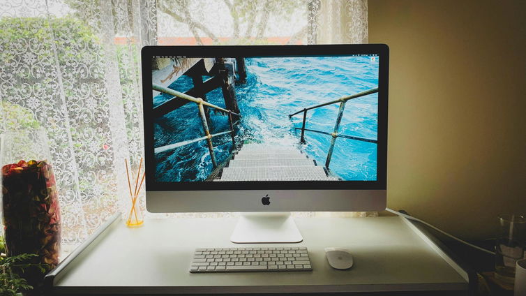 Immagine di iMac: schermi deteriorati dopo due anni, difetto di fabbrica?