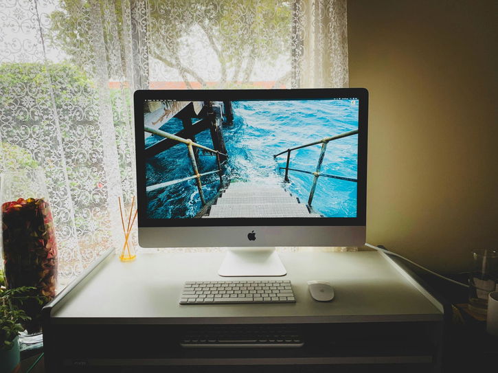 Immagine di iMac: schermi deteriorati dopo due anni, difetto di fabbrica?