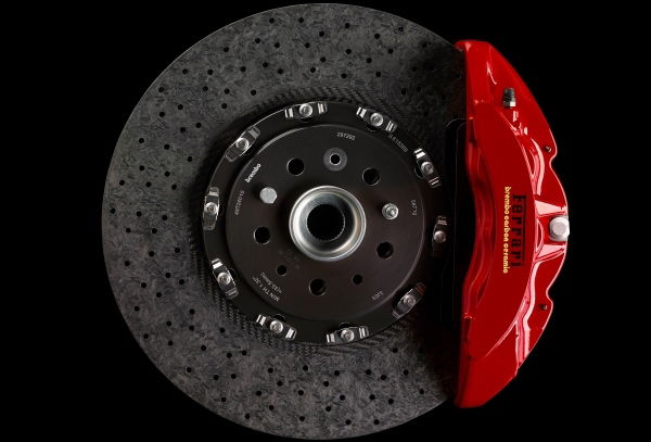 Immagine di Colpo di scena: Brembo acquista Ohlins, svolta nell'industria automotive